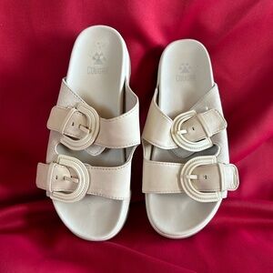 Cougar Women's Cream Slide Sandals